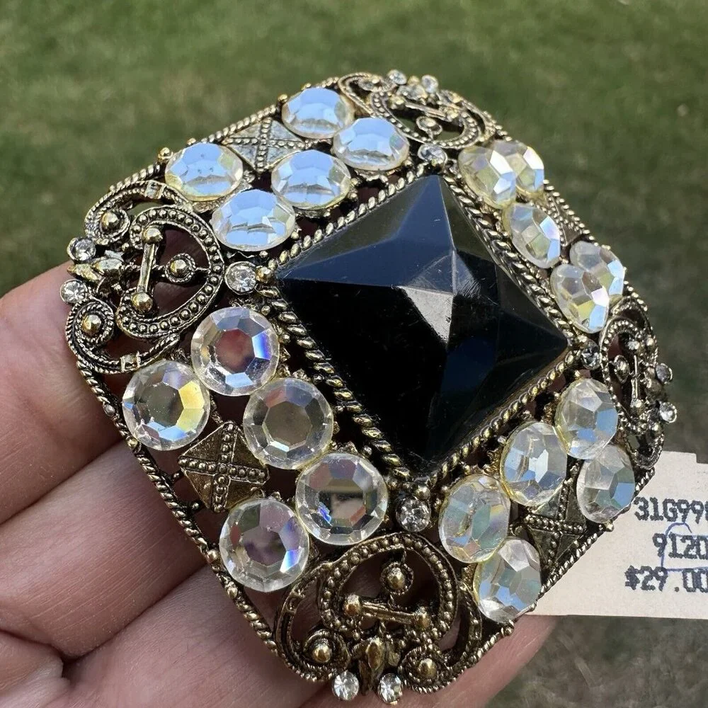 VTG Brooch Pin‎ 2 Inch Black Glass Cab Clear Rhinestones Gold Tone Filigree NWT